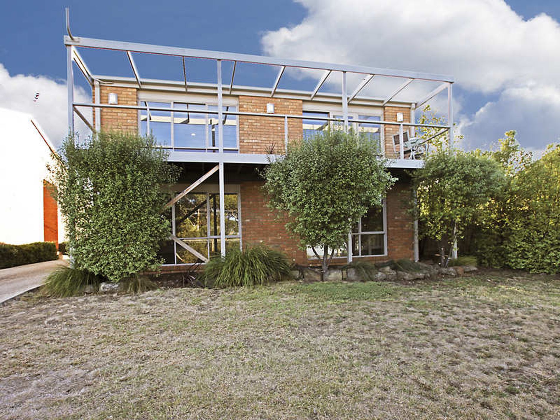 2 / 38 Wandana Drive, Wandana Heights