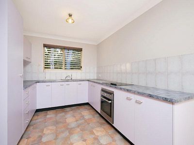 9 Torina Place, Meadowbrook