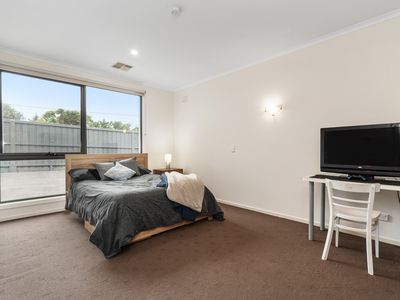 350 Robinsons Road, Langwarrin South