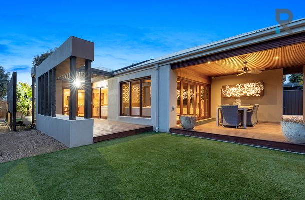 12 Cavalier Drive, Craigieburn