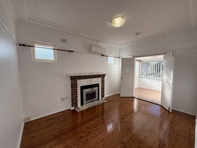 157 Penshurst Street, Beverly Hills