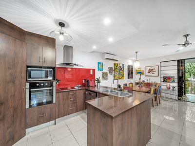 21 / 351 Lake Street, Cairns North