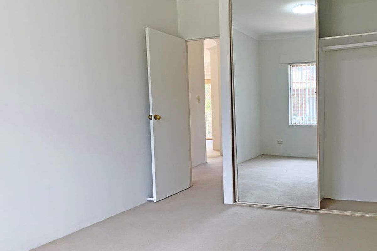 8 / 247B Burwood Road, Concord
