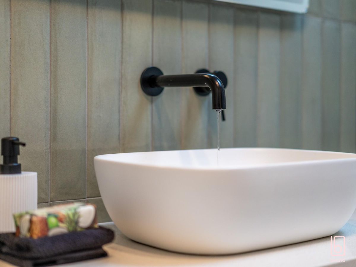 28 Nicholson Crescent, Toukley