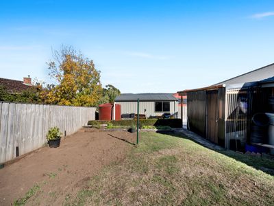 11 Dafnis Drive, Newnham