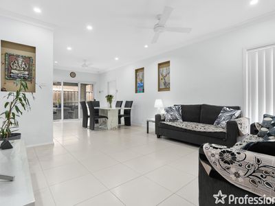 41 Tomah Crescent, The Ponds