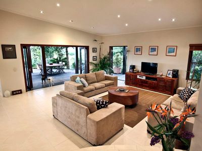 32 Brolga Lane, Dulong