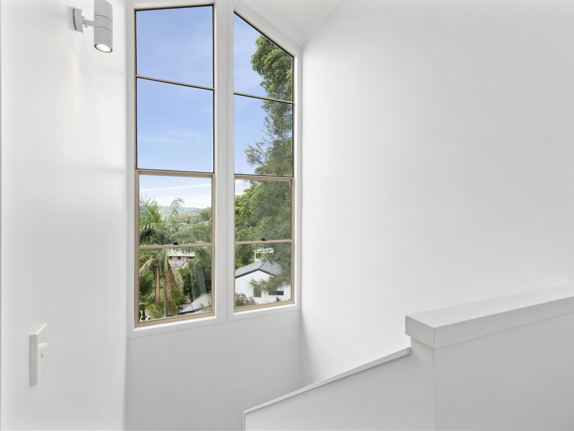 1 / 2-6 Inlet Drive, Tweed Heads West