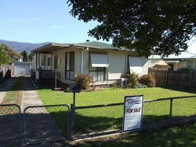 9 Wermatong Avenue, Mount Beauty