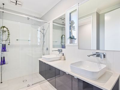 33 Conservation Drive, Urraween