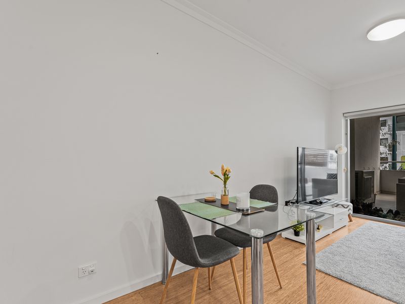 2 / 2 Rowe Avenue, Rivervale