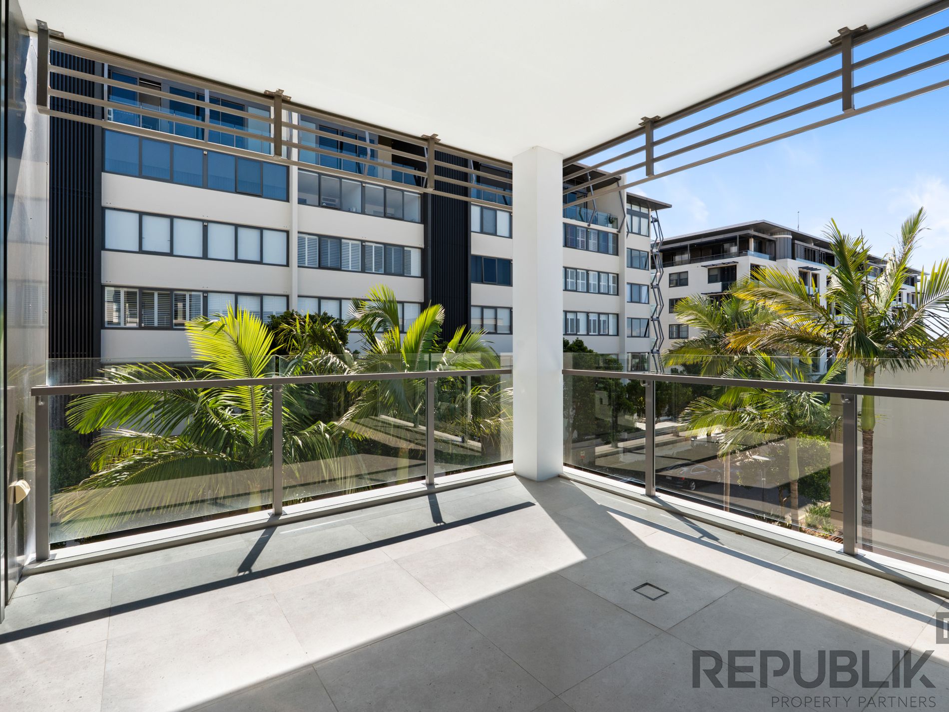 4301 / 2 SUNSET AVENUE, Paradise Point