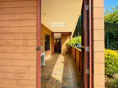 9 Compass Court, Woodroffe