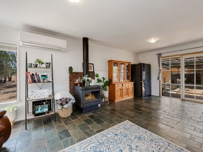 51 Chapmans Lane, Heathcote