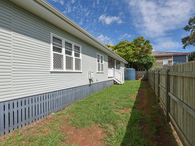 1B Charles Street, Newtown