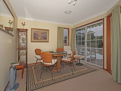 2 / 5 Augusta Place, Mollymook