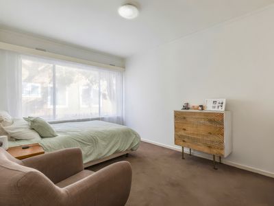 15 / 21-23 Tiuna Grove, Elwood