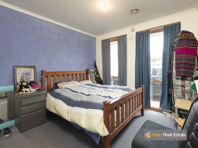8 Emma Crt, Hampton Park
