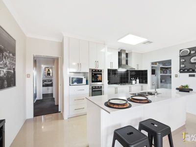 20 Lagoon Pass, Baldivis