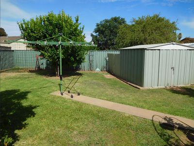 18 Yorkshire Crescent, Shepparton