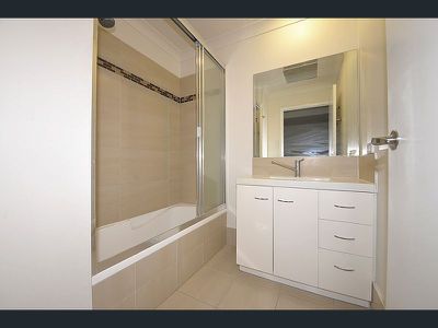 66 / 11  Oakmont ave , Oxley