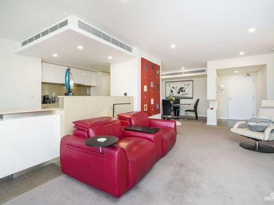 202 / 19 The Circus, Burswood