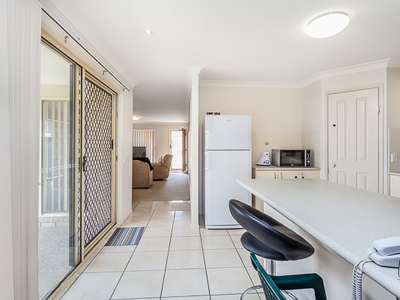 2/3 Lady Bowen Parade, Rothwell