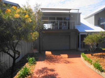 48 Moira Parade, Hawks Nest