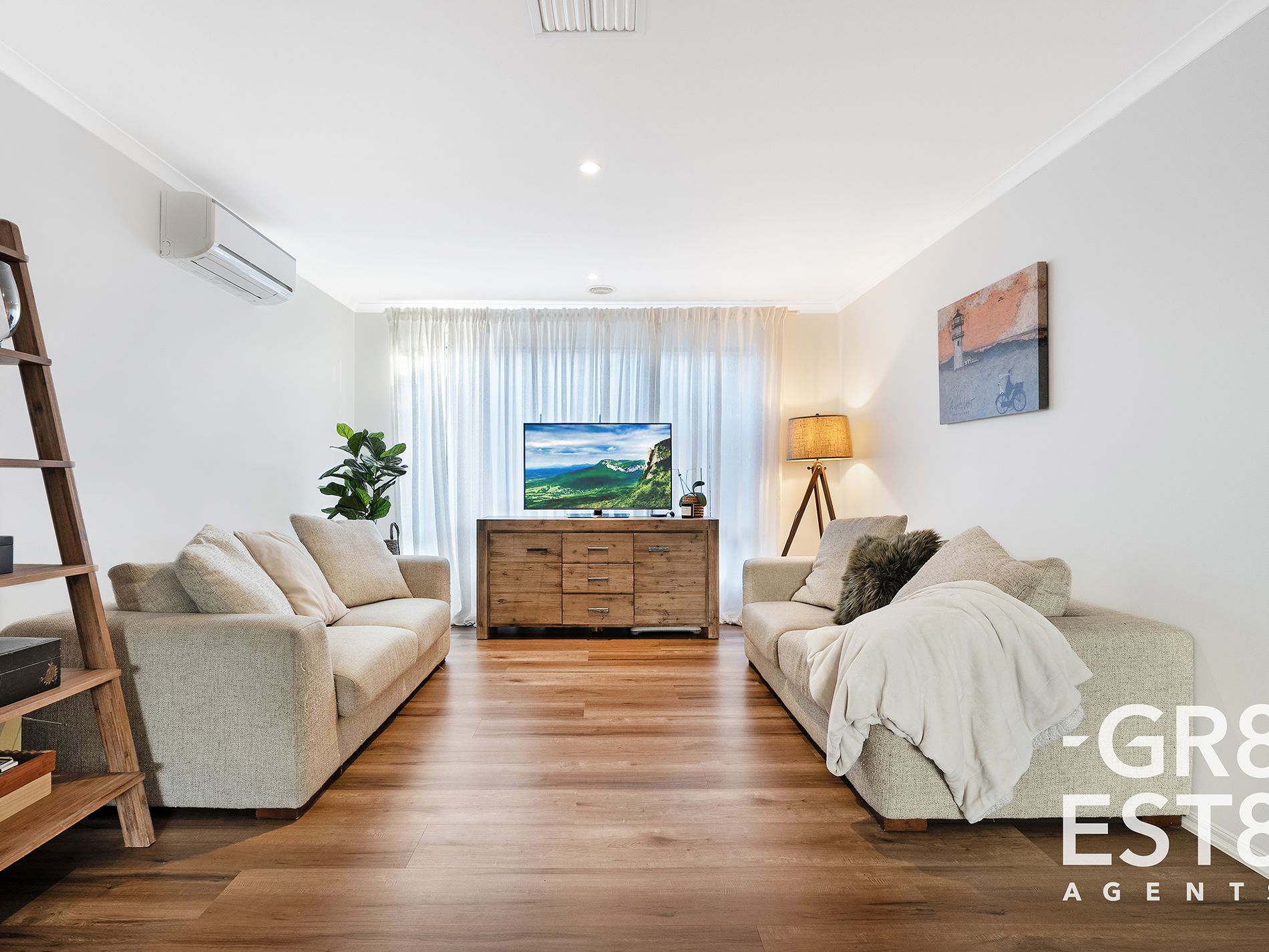 10 REDLEAF CLOSE, Hampton Park