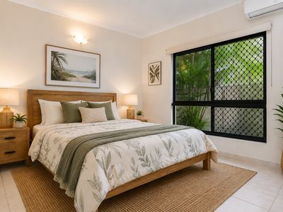 10 Rose Street, Gunn