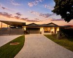 15 Links Crescent, Joyner