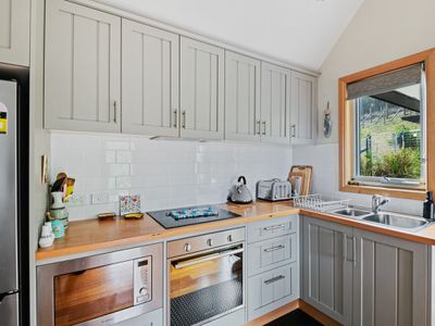 2 / 7126 Channel Highway, Gardners Bay