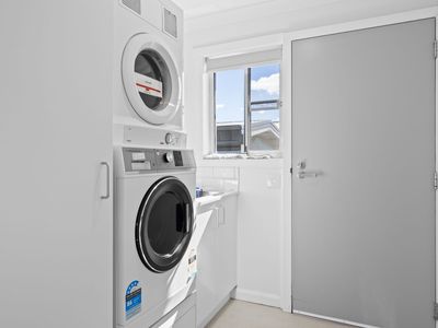 1 / 256 Peel Street West, Summerhill