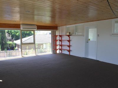 1 Sherwood Court, Doncaster East