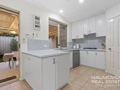 2 / 4 Townshend Avenue, Balcatta