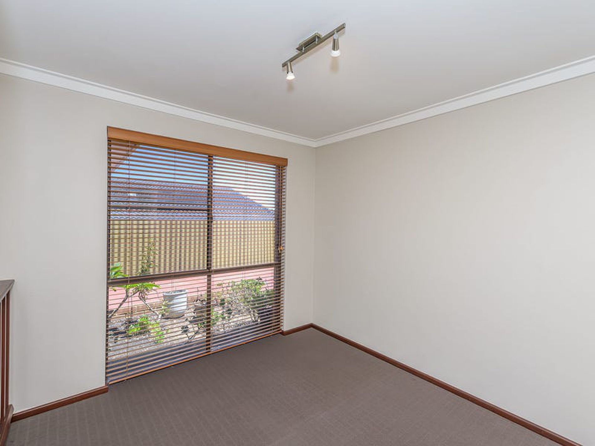 144 Warwick Road, Duncraig