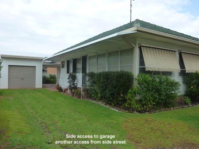 28 Lake Street, Forster