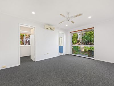 26 Rebbechi Court, Parkwood