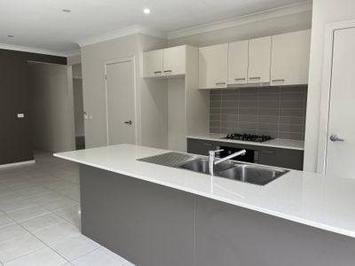 22 Yellowstone Avenue, Curlewis