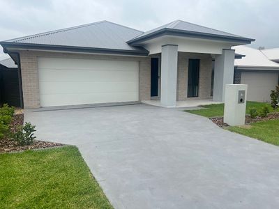 49 Whitrod Avenue, Oran Park