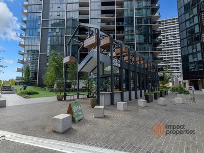 2016 / 2 Grazier Lane, Belconnen