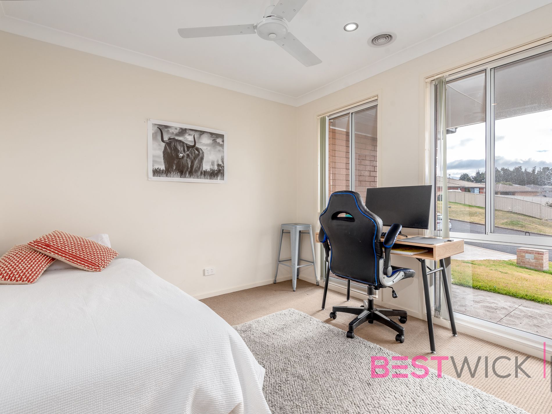 18 Lovejoy Avenue, Blayney