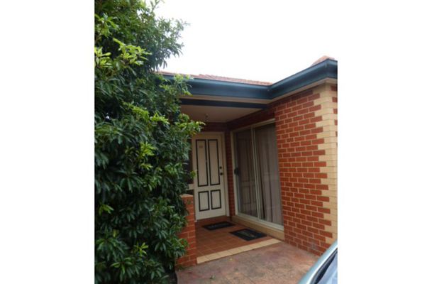 11 / 24 Barrymore Road, Greenvale