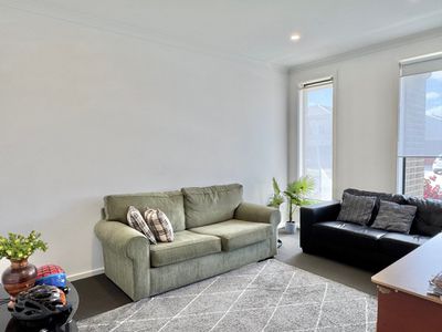 10 Law Court, Wyndham Vale