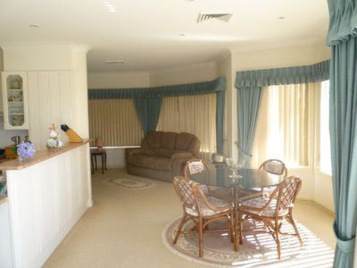 8 The Green, Mollymook