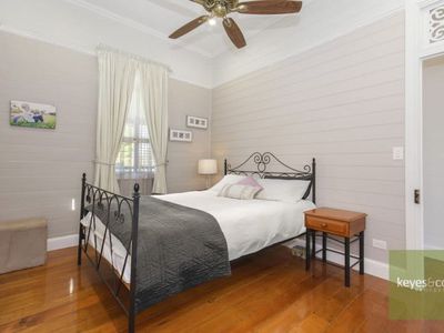 16 Clarendon Street, Hyde Park