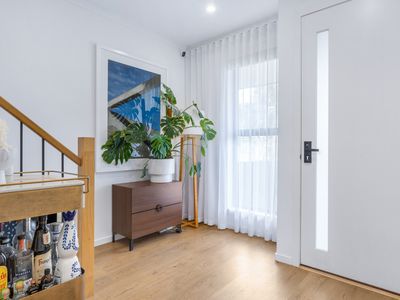 2 / 10 Beaumont Parade, West Footscray