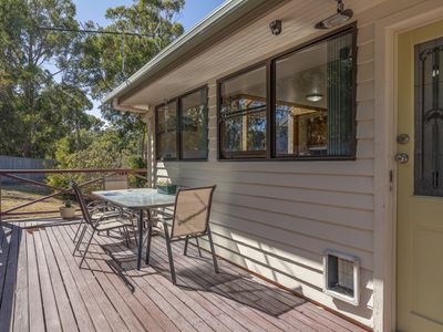 36 Cray Point Parade, Eggs And Bacon Bay