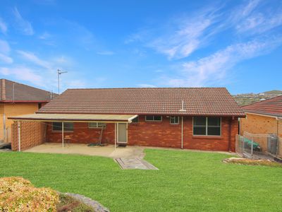 33 Sunbakers Drive, Forster