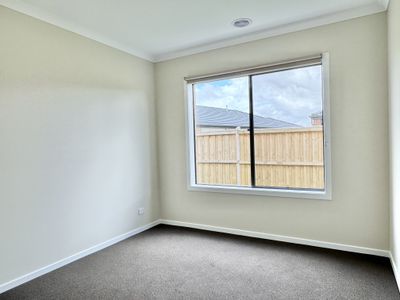 9 Lydney Street, Wyndham Vale